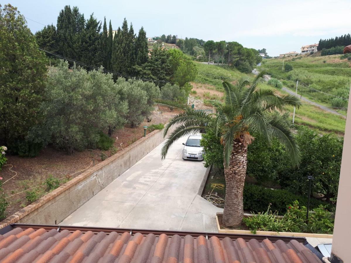 B&B La Collina Dei Poeti Catanzaro Exterior foto